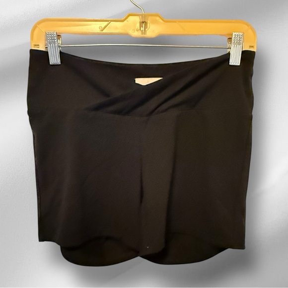 Chaser 2 Piece Black Workout Shorts and Top nwt‎ - Picture 8 of 12